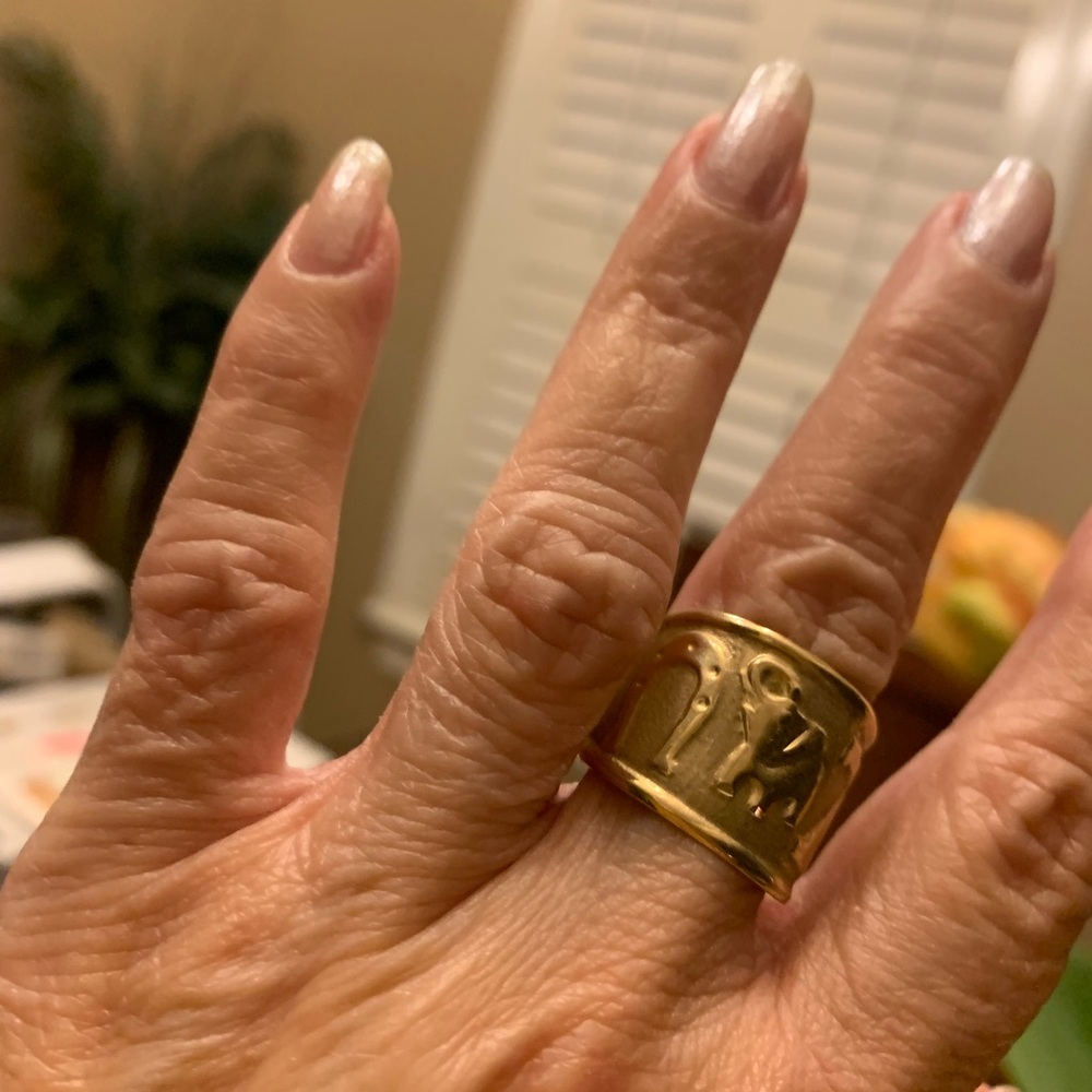 I’m selling a good luck 10k gold ring